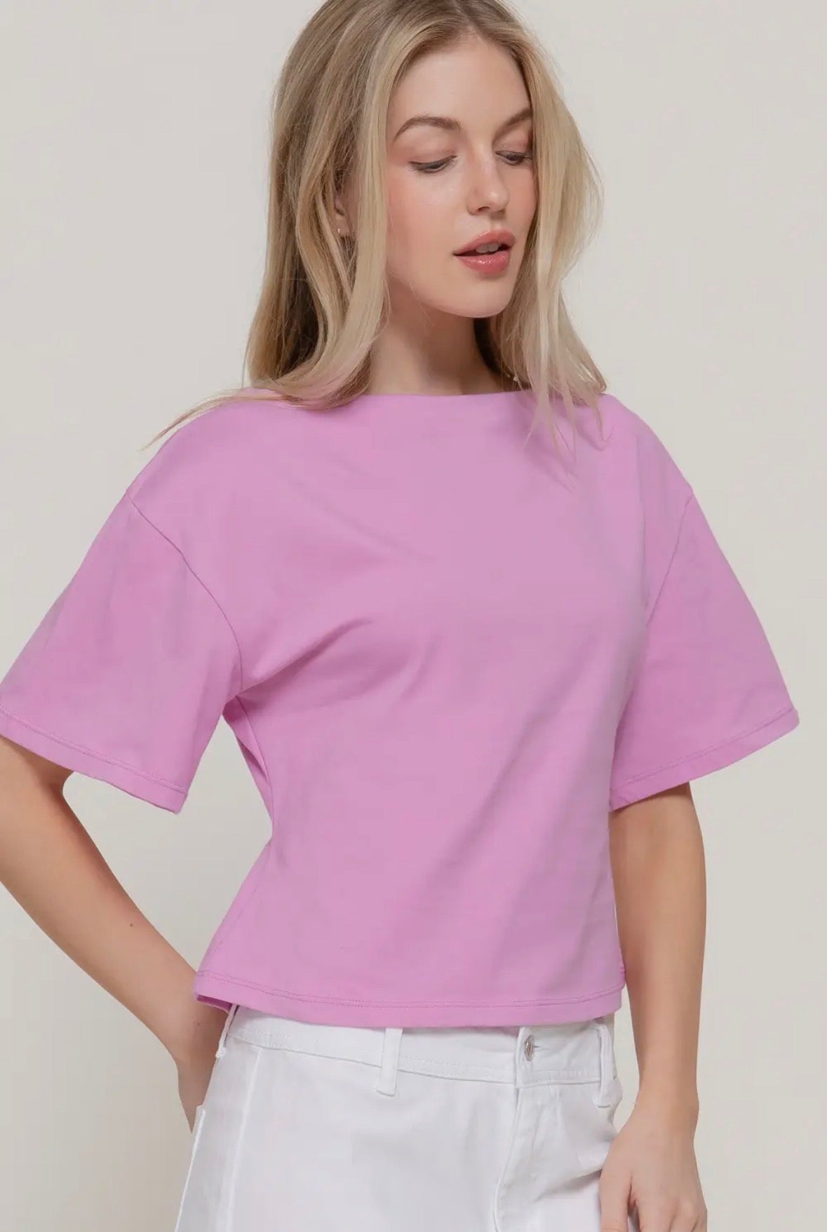 Short Sleeve Boat Neck Gently Tapered Waist Cotton Knit Top